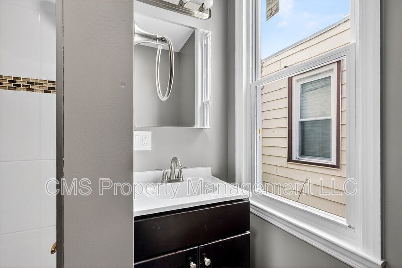 15 Adella Ave property image