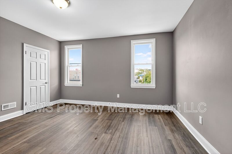 15 Adella Ave property image