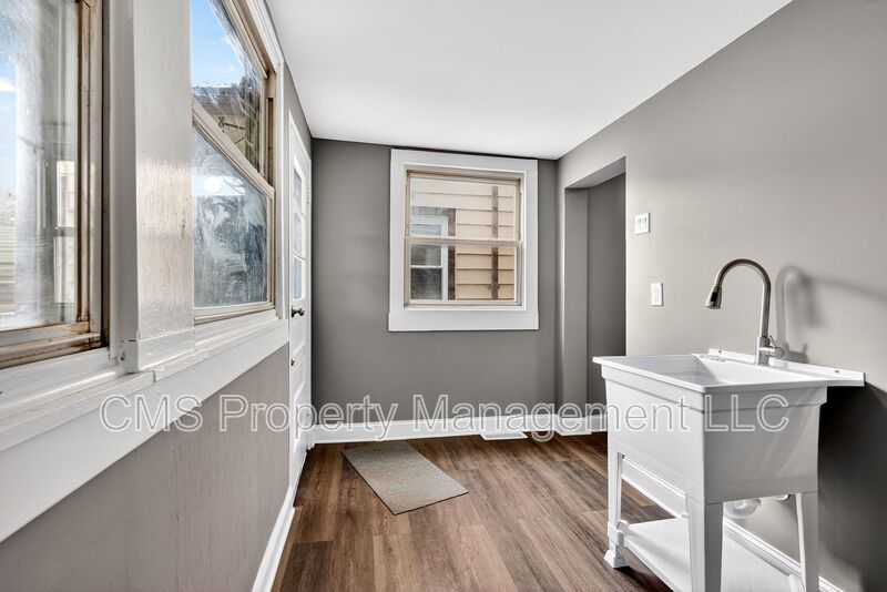 15 Adella Ave property image