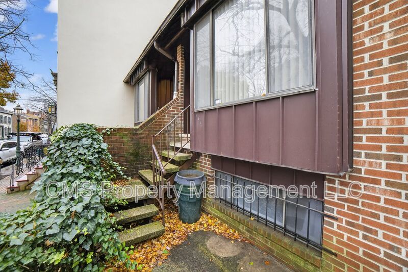 105 Jackson St property image