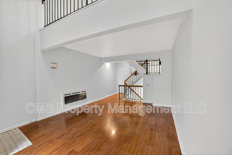 105 Jackson St property image