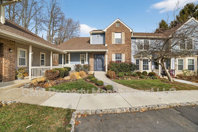 1803 Poplar Ct property image