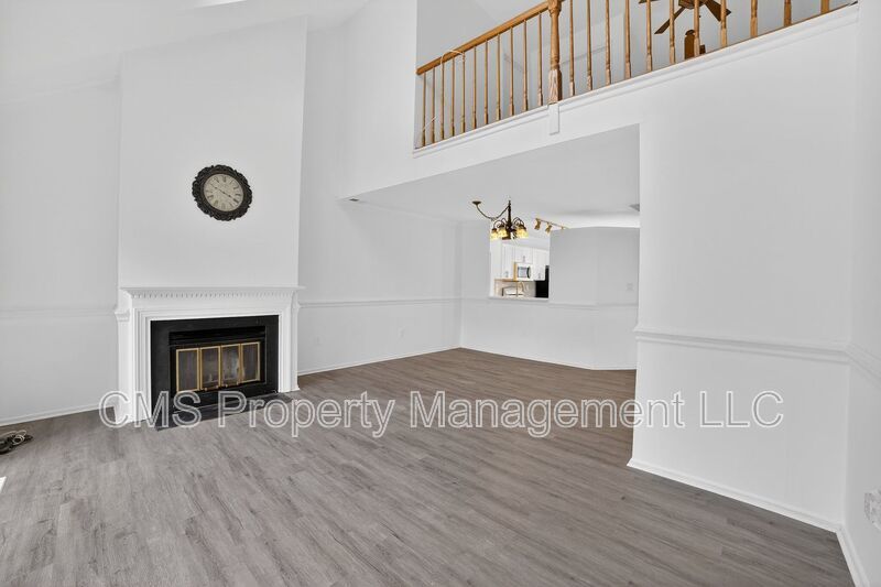 1803 Poplar Ct property image