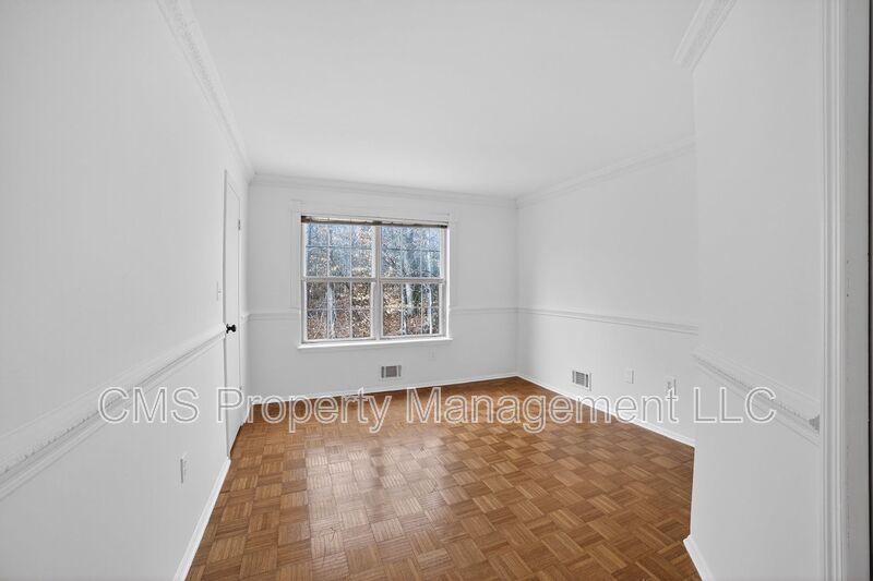 1803 Poplar Ct property image