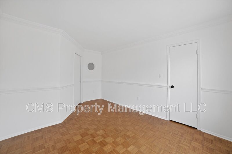 1803 Poplar Ct property image