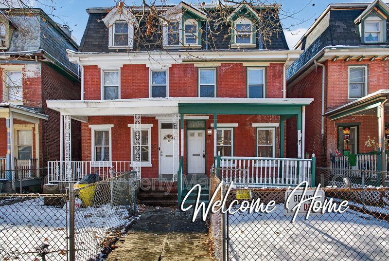 39 Carroll St property image