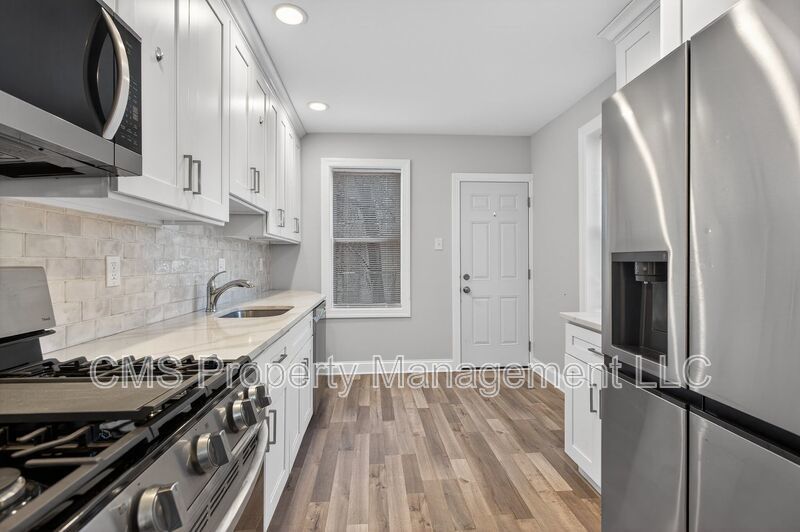 39 Carroll St property image