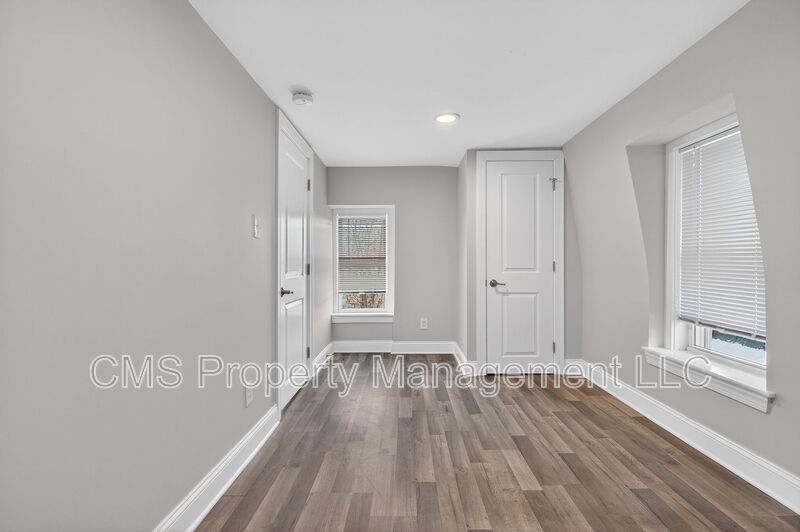 39 Carroll St property image