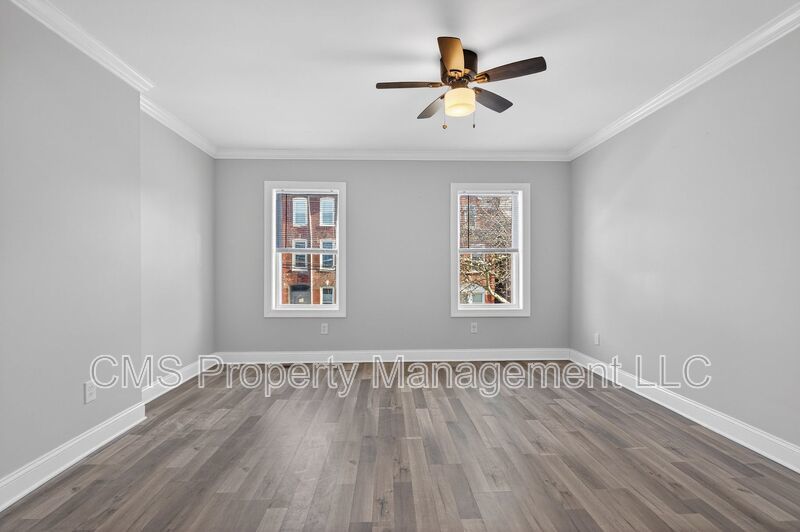 39 Carroll St property image