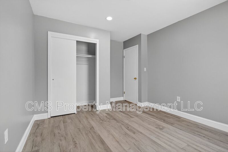 1216 Thomas Ave property image