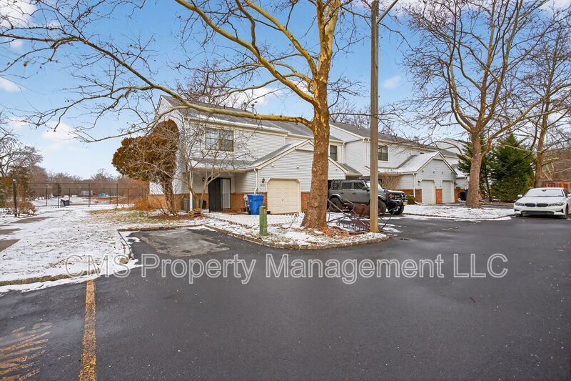 1216 Thomas Ave property image