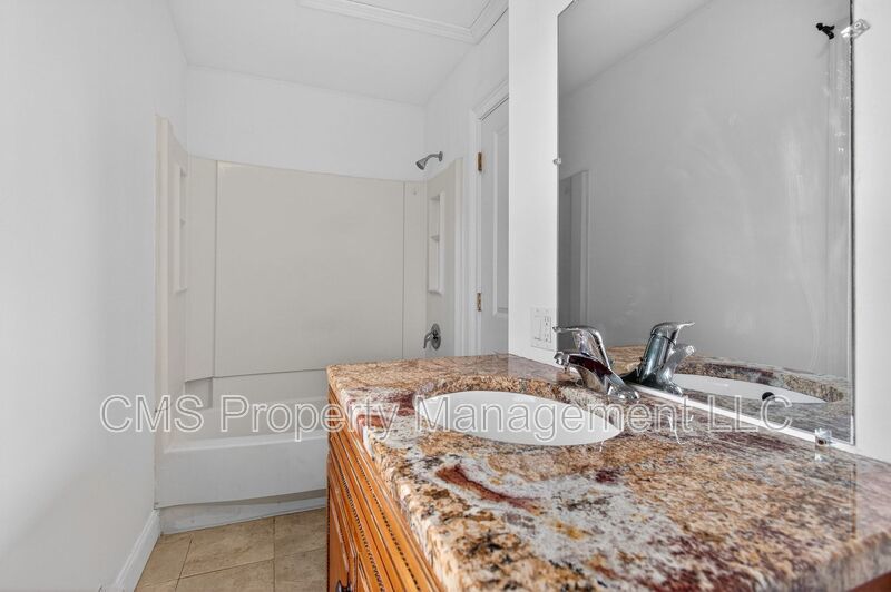 472 Broadway, Unit 4 property image