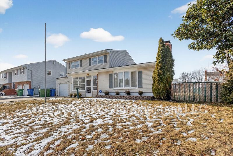 77 Marsh Ave property image