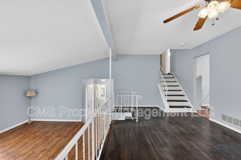 77 Marsh Ave property image