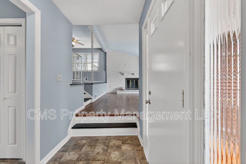 77 Marsh Ave property image