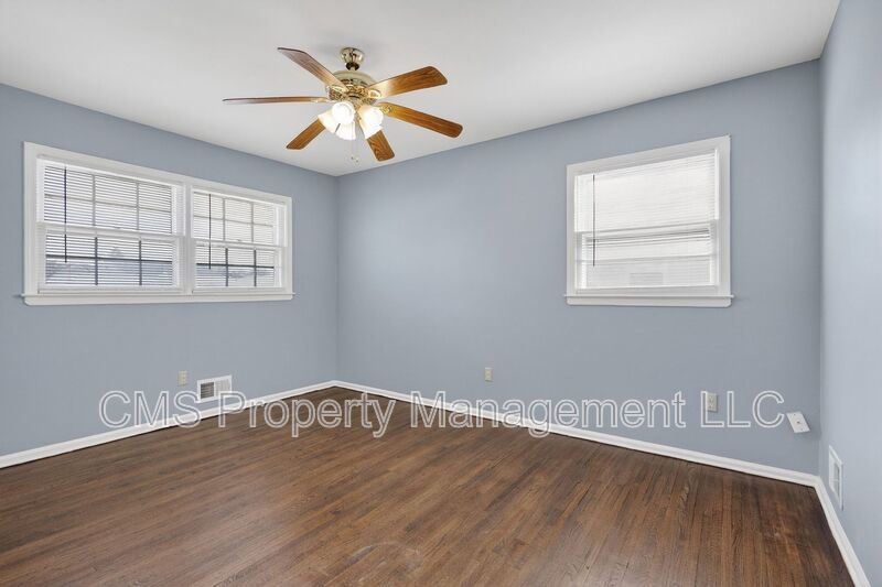 77 Marsh Ave property image