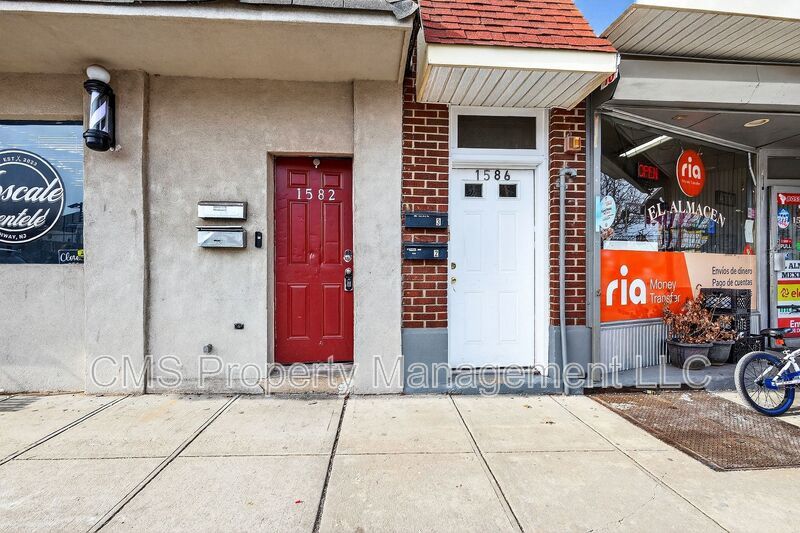 1582 Irving St, 2nd Fl property image