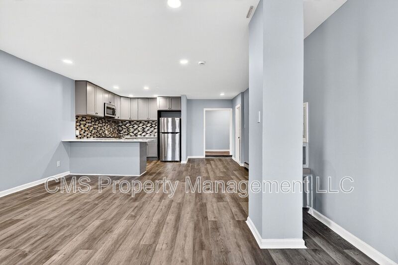 1582 Irving St, 2nd Fl property image