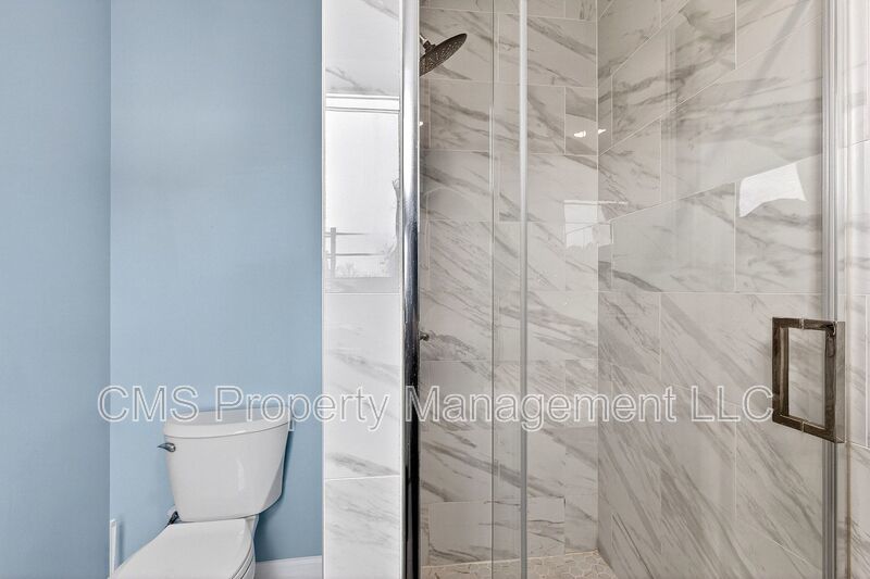 1582 Irving St, 2nd Fl property image