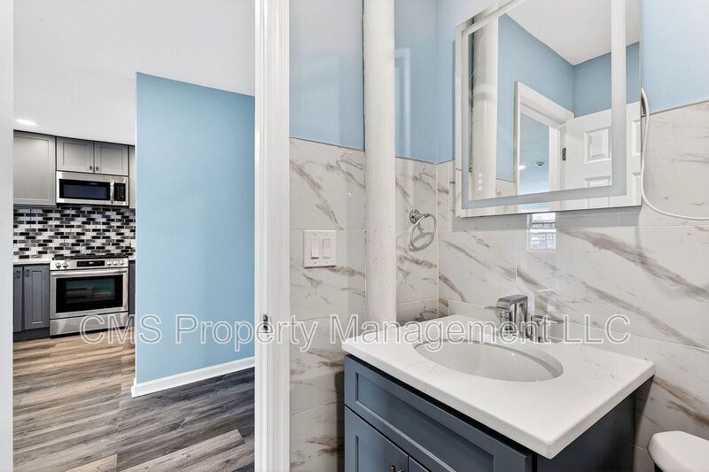 1582 Irving St, 2nd Fl property image