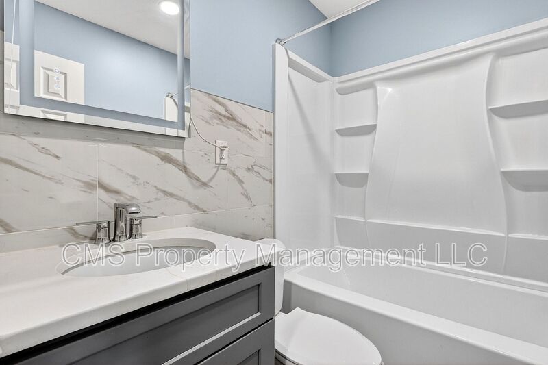 1582 Irving St, 2nd Fl property image