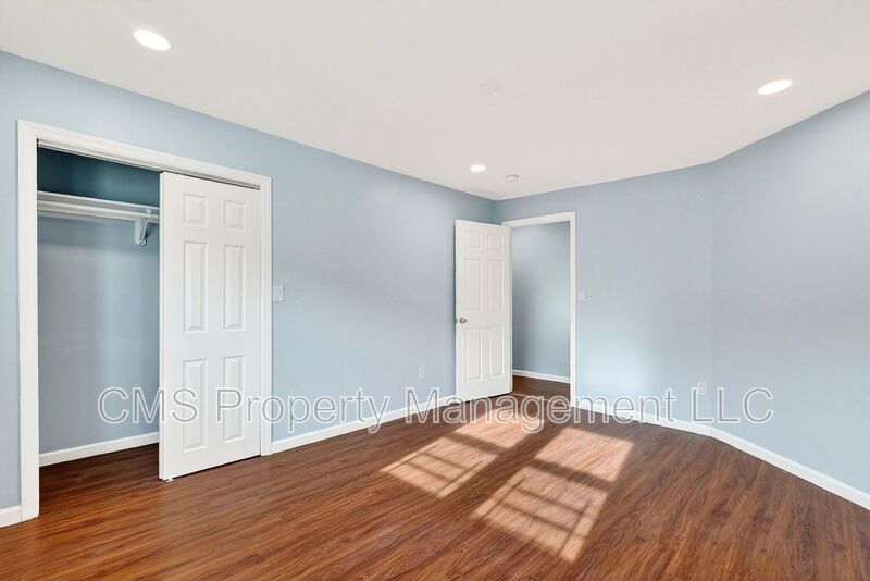 1582 Irving St, 2nd Fl property image