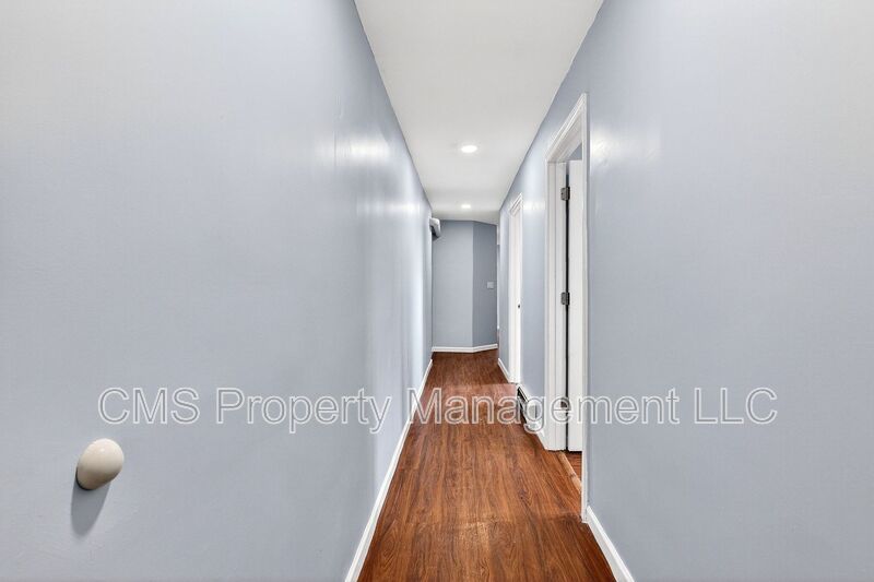 1582 Irving St, 2nd Fl property image