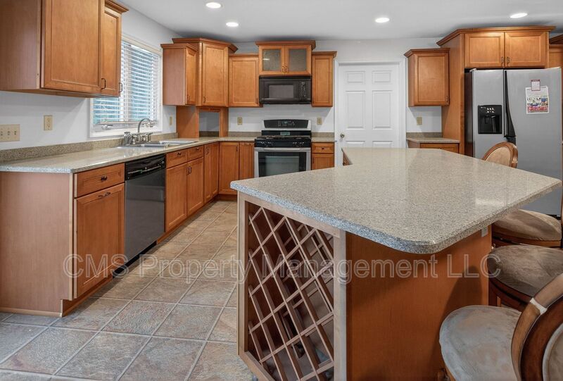 764 Lakehurst Rd property image