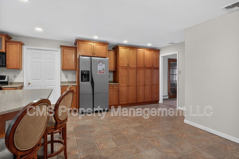 764 Lakehurst Rd property image