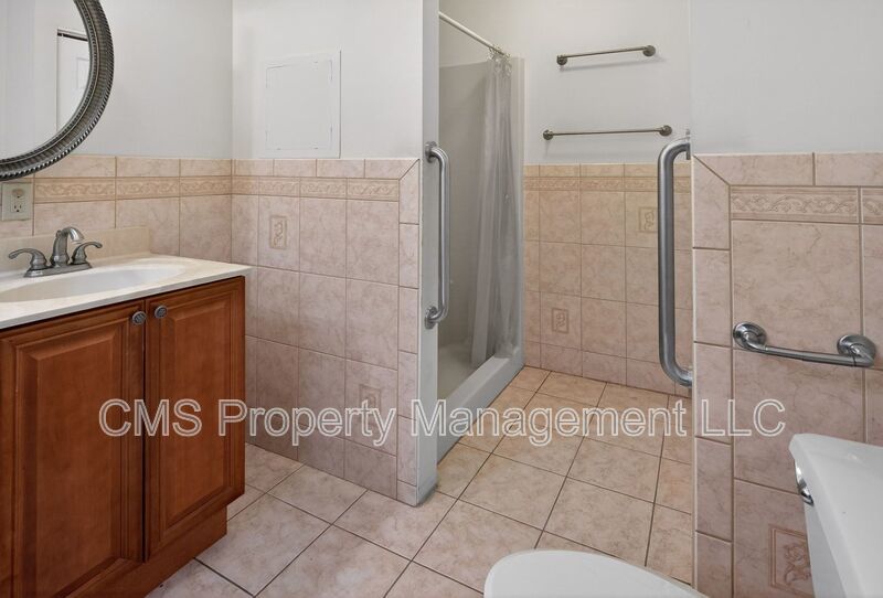 764 Lakehurst Rd property image