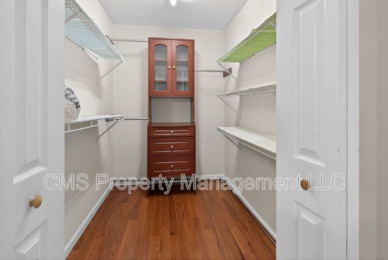 764 Lakehurst Rd property image