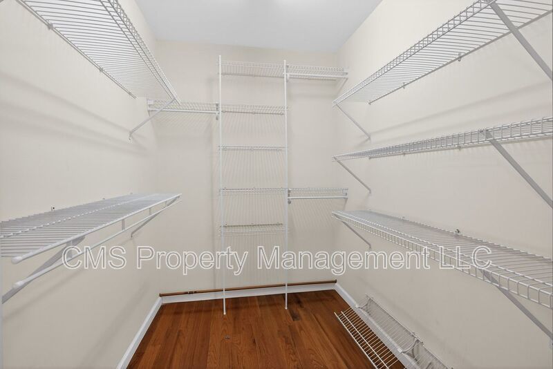 764 Lakehurst Rd property image