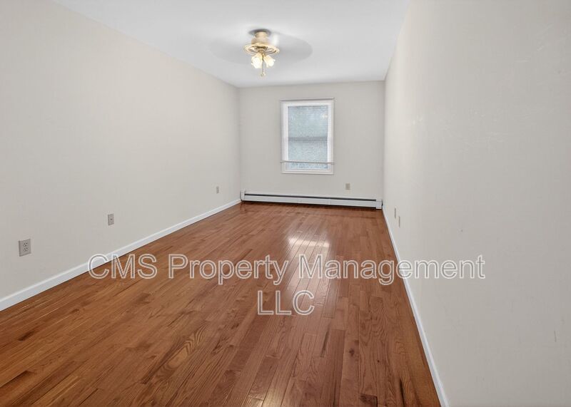 764 Lakehurst Rd property image