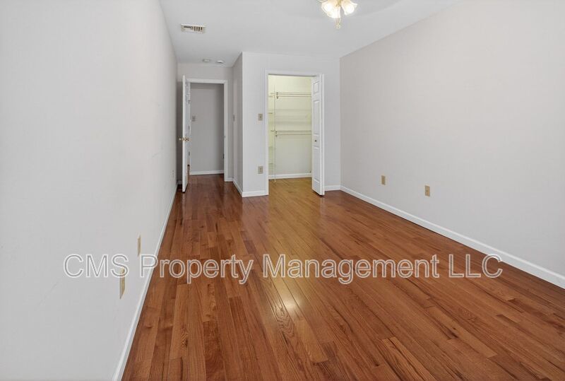 764 Lakehurst Rd property image