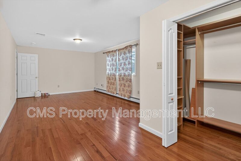 764 Lakehurst Rd property image