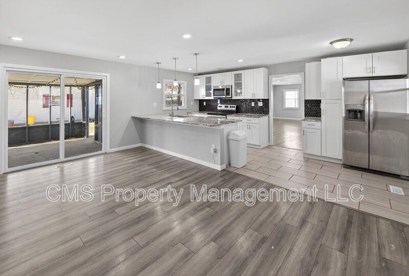 55 Ember Ln property image