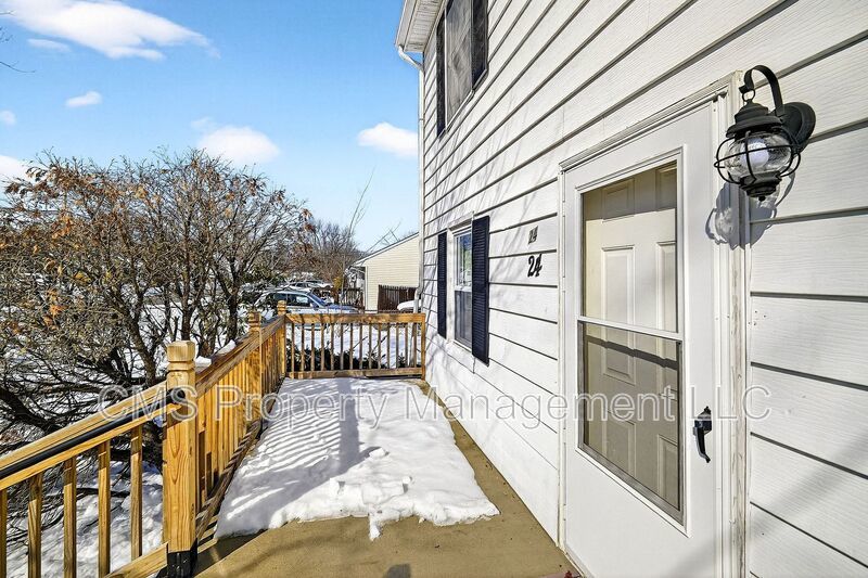 24 Steinhardt Ave property image