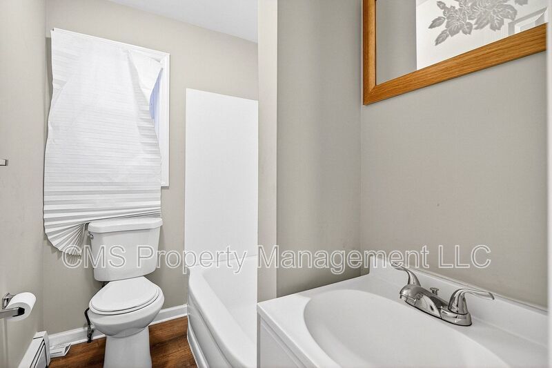 24 Steinhardt Ave property image