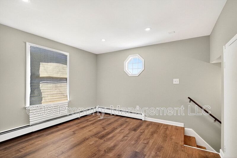 24 Steinhardt Ave property image