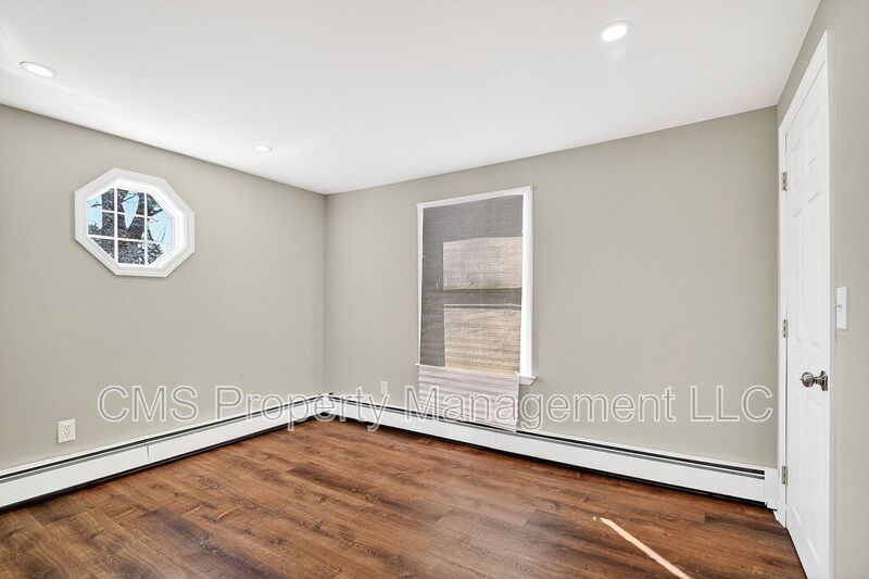 24 Steinhardt Ave property image