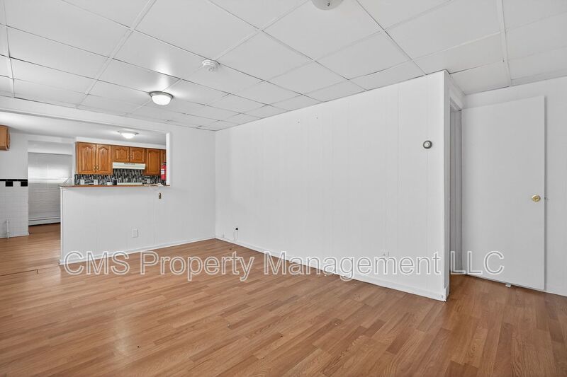 1290 Baker St, 2L property image