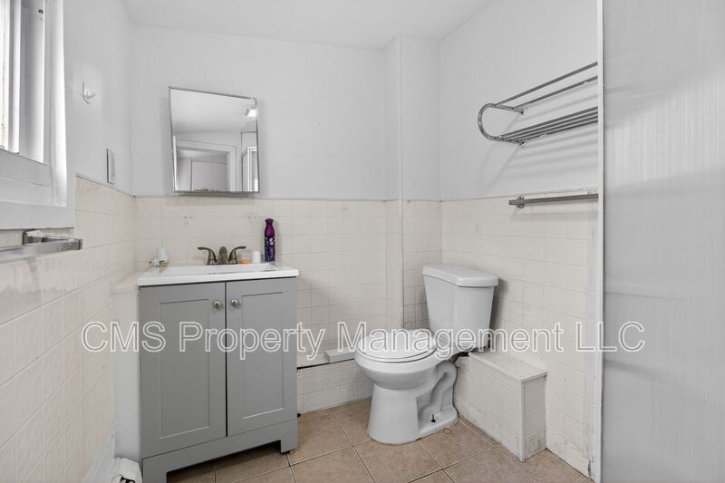 1290 Baker St, 2L property image