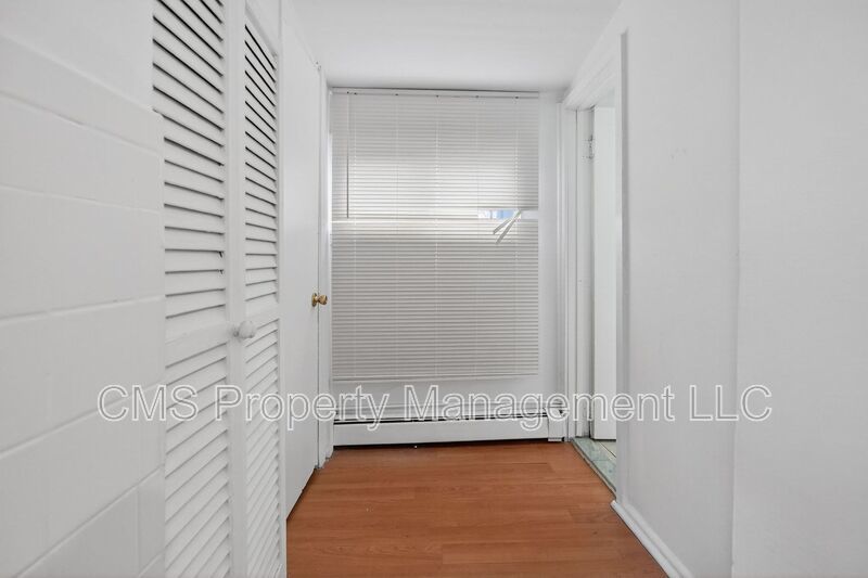 1290 Baker St, 2L property image
