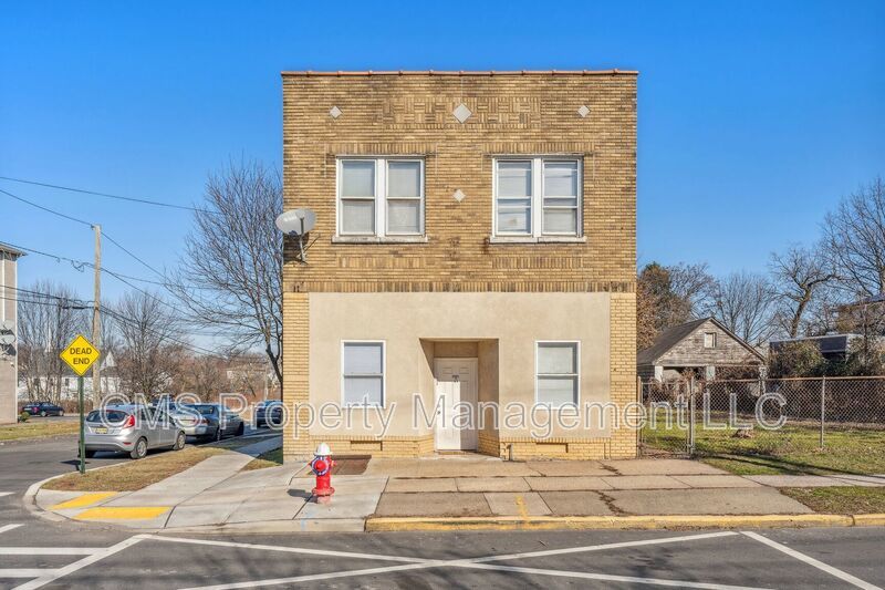 1501 S Wood ave, Unit 2B property image