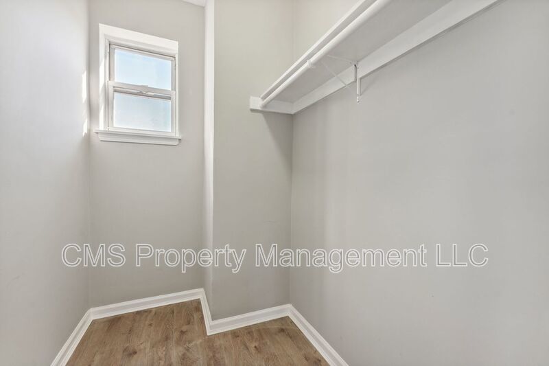 1501 S Wood ave, Unit 2B property image