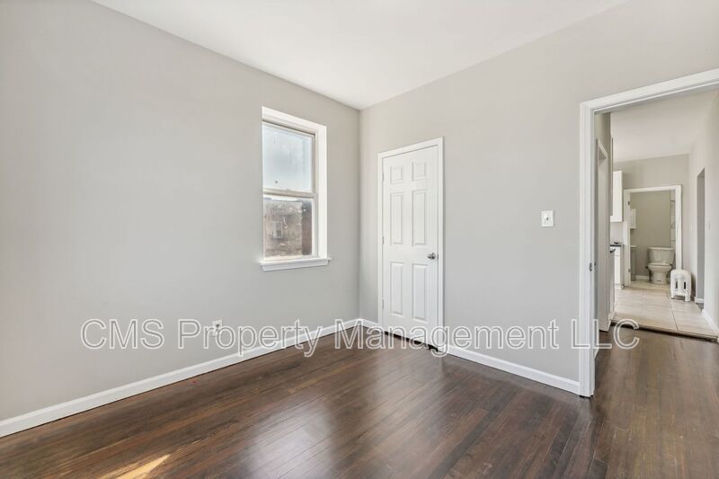 1501 S Wood ave, Unit 2B property image