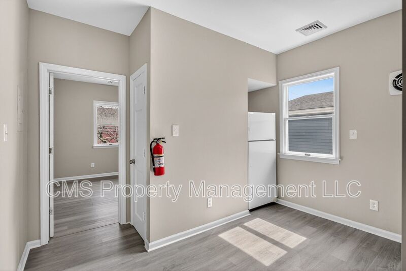 378 Grand St, 2L property image