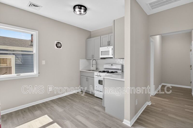 378 Grand St, 2L property image