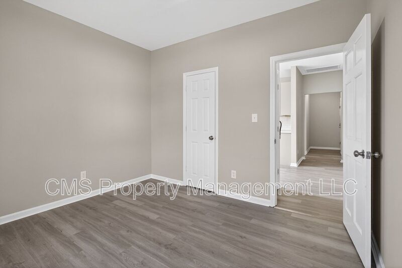378 Grand St, 2L property image