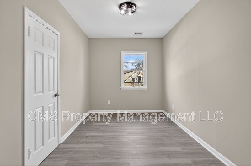 378 Grand St, 2L property image